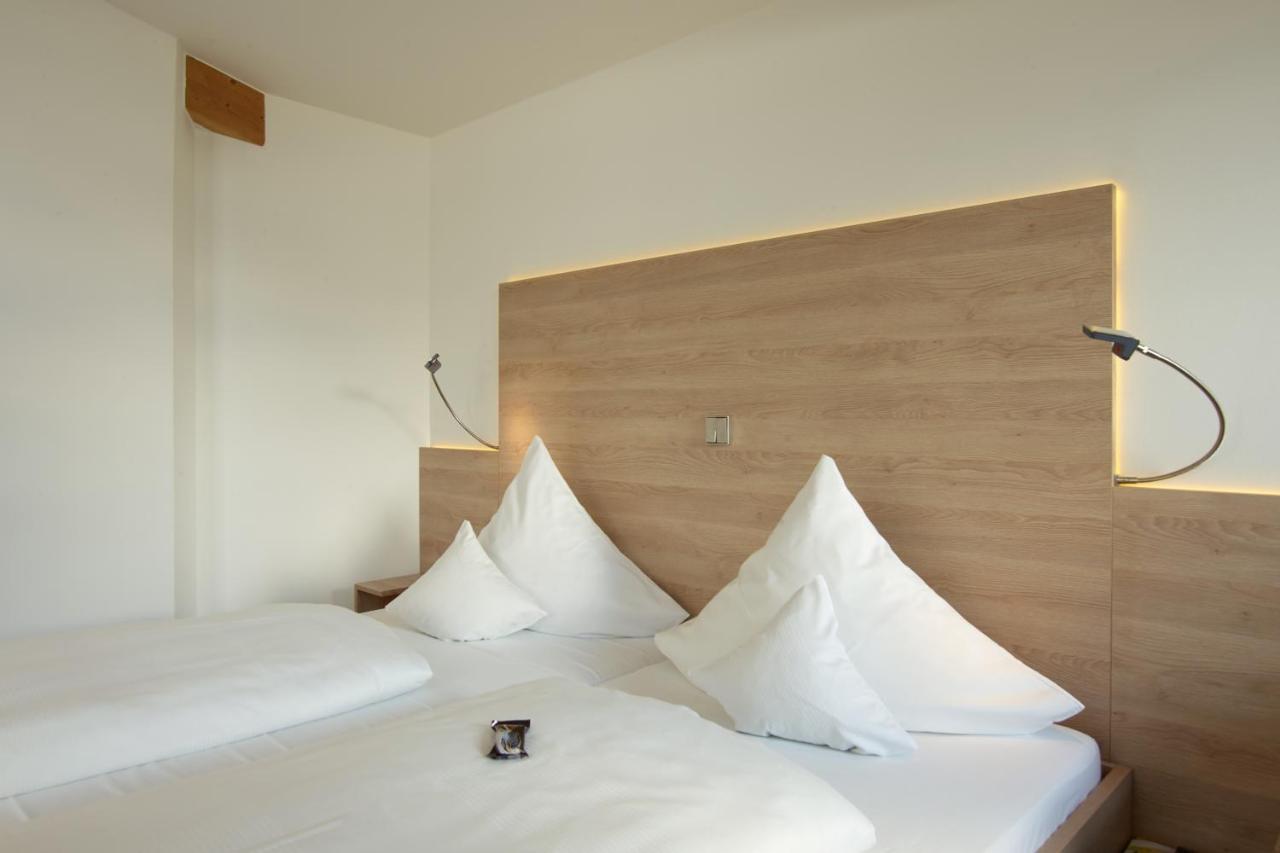 Hotel Forsthaus Gruena Betreiber Gmbh شيمنيتز المظهر الخارجي الصورة